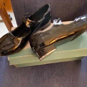 black patent leather tap shoes size 9